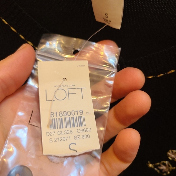 NWT Ann Taylor for LOFT Wool Blend Black Cardigan with Embroidery - Size S - Picture 6 of 7